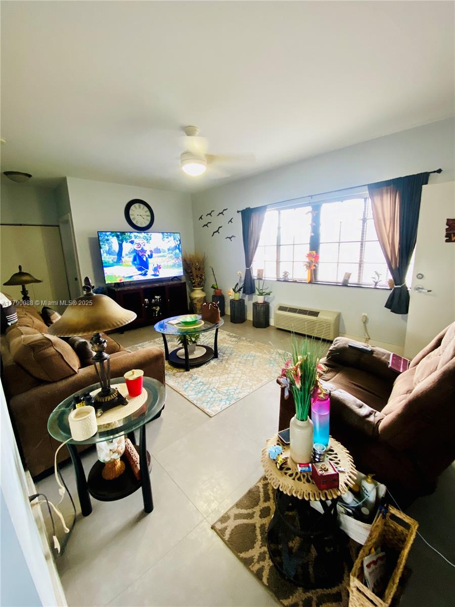 200 Azure Way Miami Springs, FL 33166