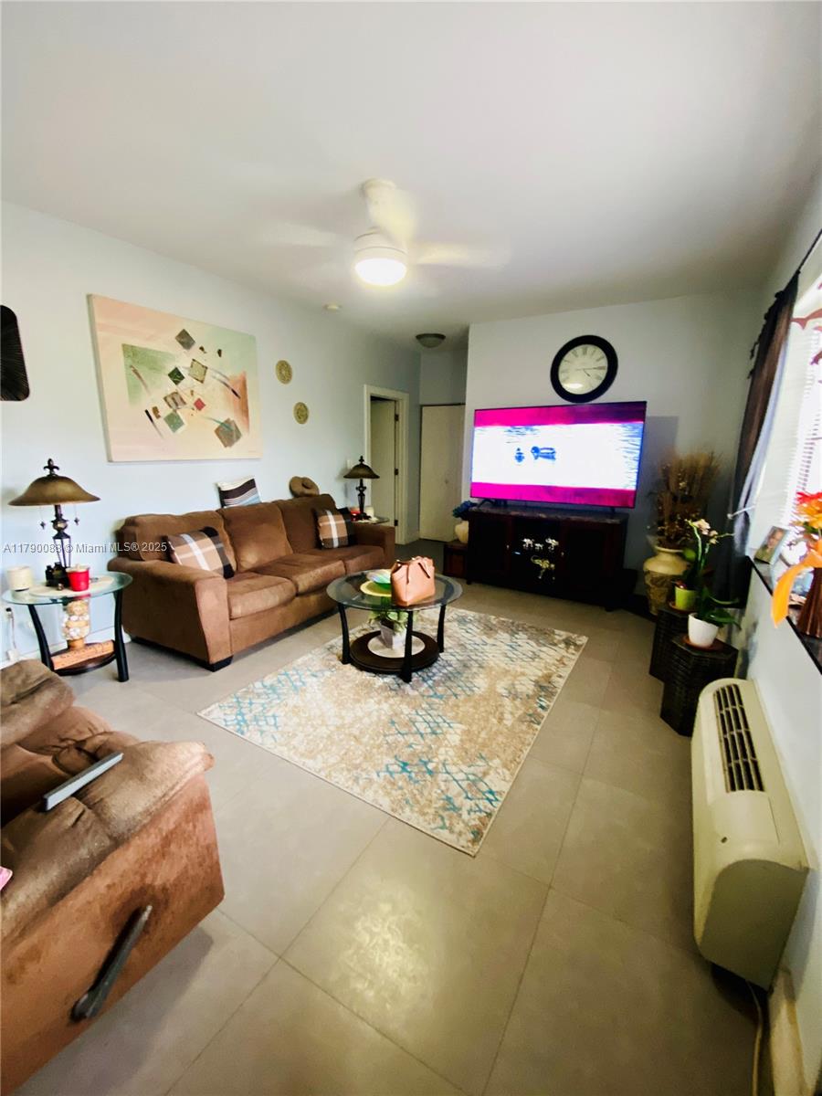 200 Azure Way Miami Springs, FL 33166