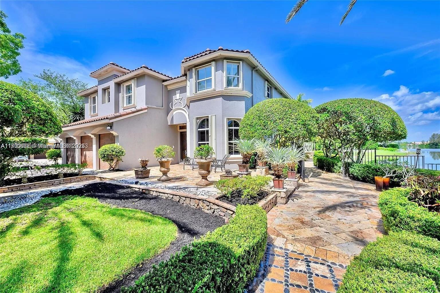 780 SW 167th Ave Pembroke Pines, FL 33027