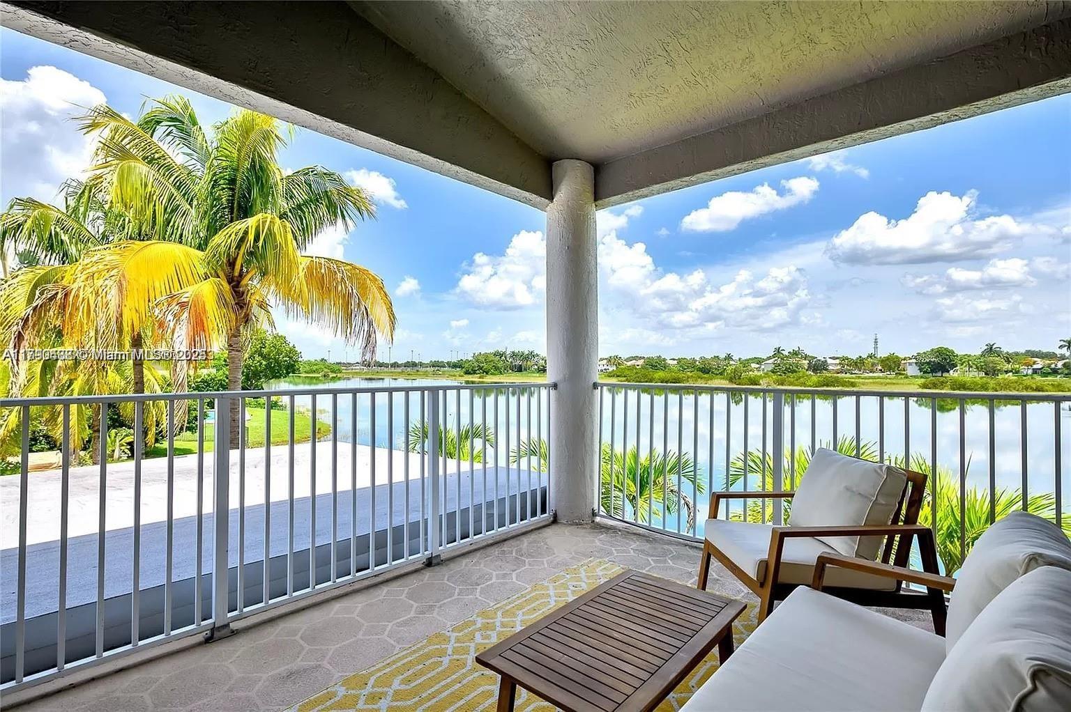 780 SW 167th Ave Pembroke Pines, FL 33027