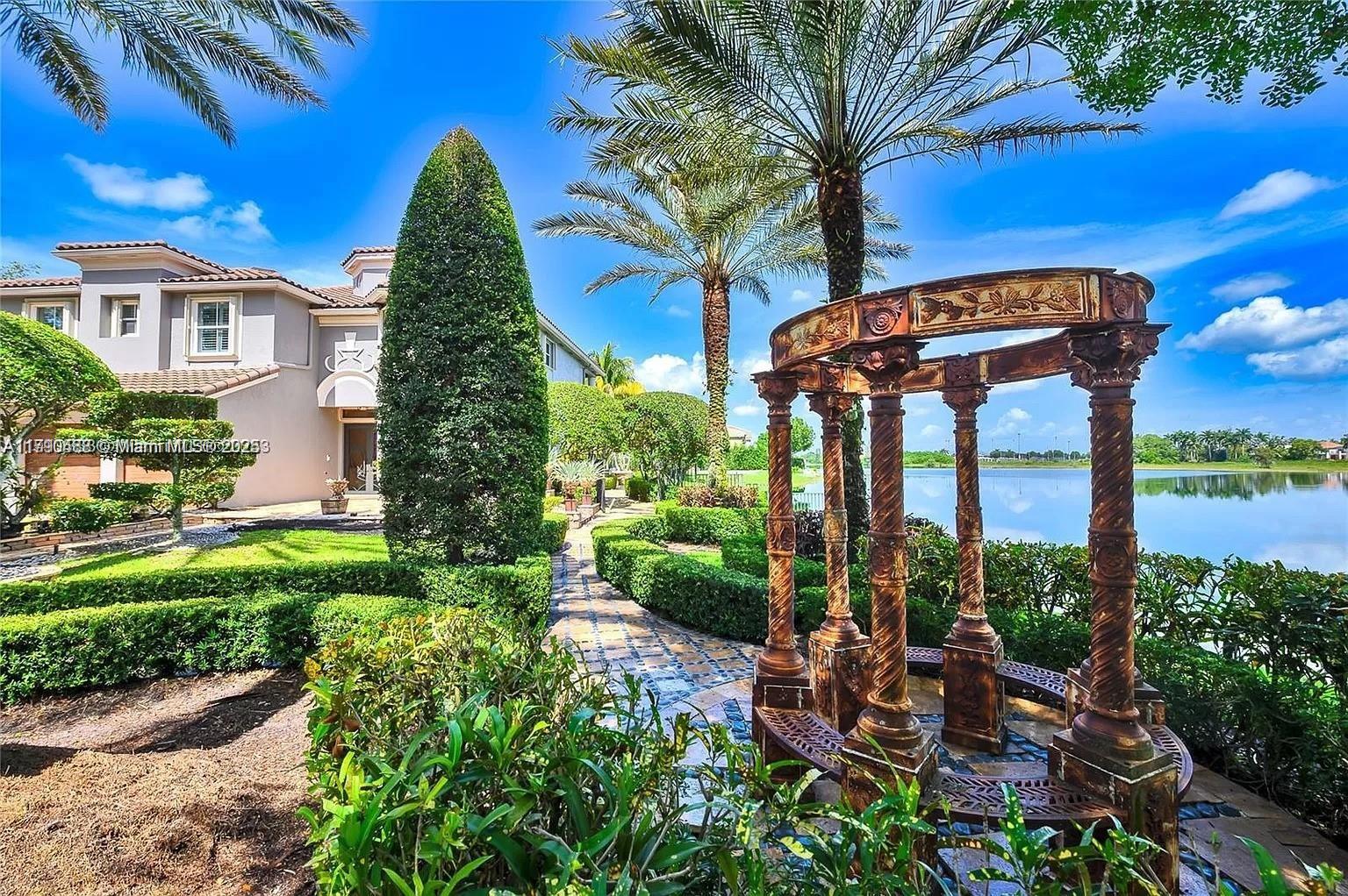 780 SW 167th Ave Pembroke Pines, FL 33027