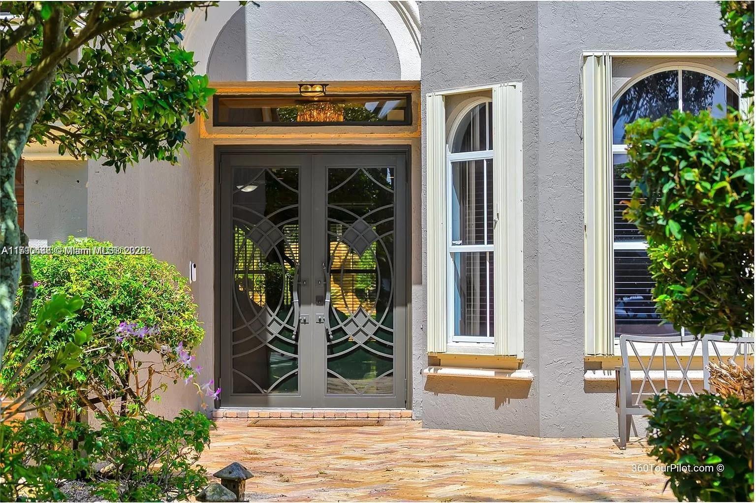 780 SW 167th Ave Pembroke Pines, FL 33027