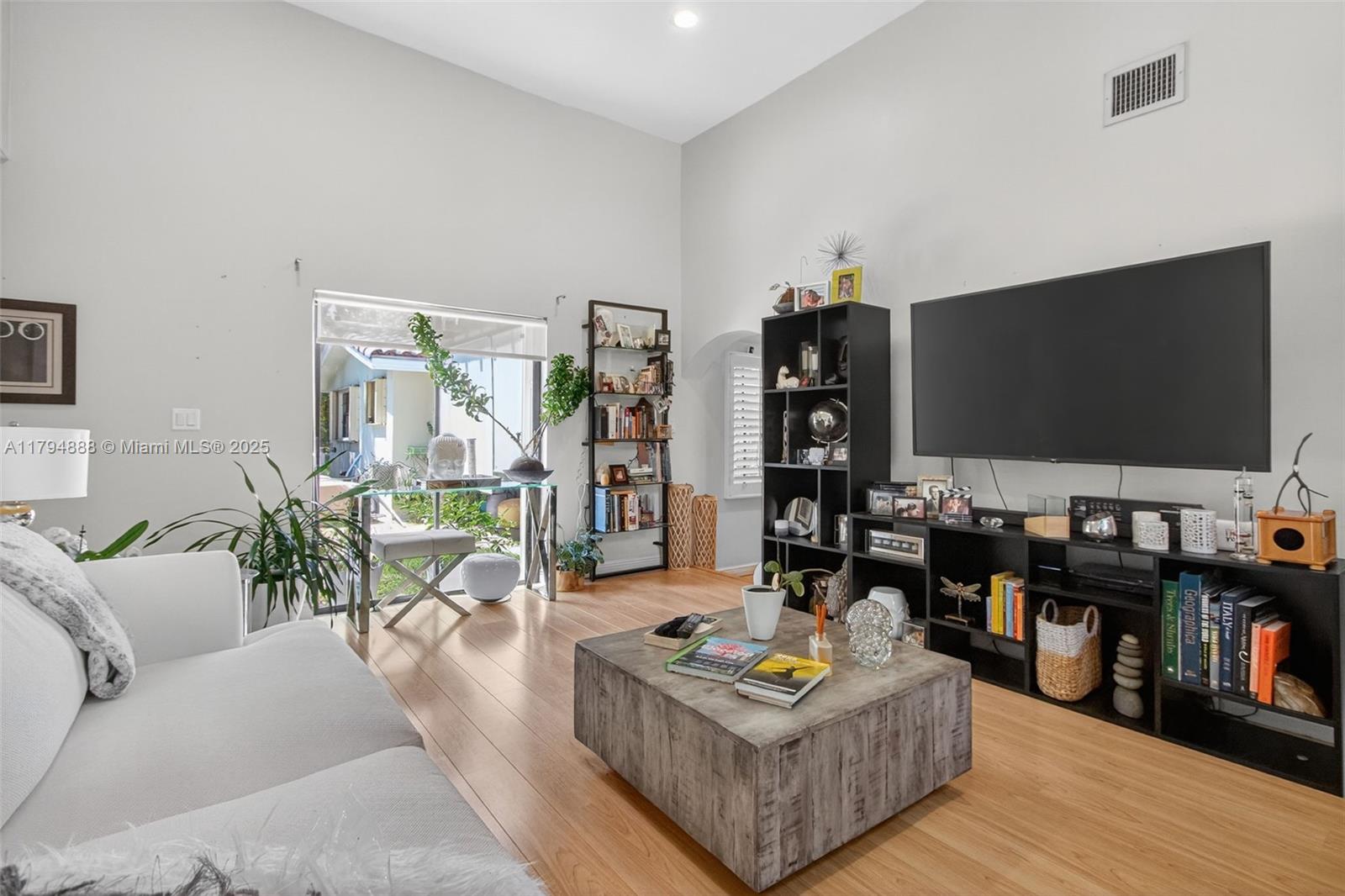 6700 SW 64th St South Miami, FL 33143