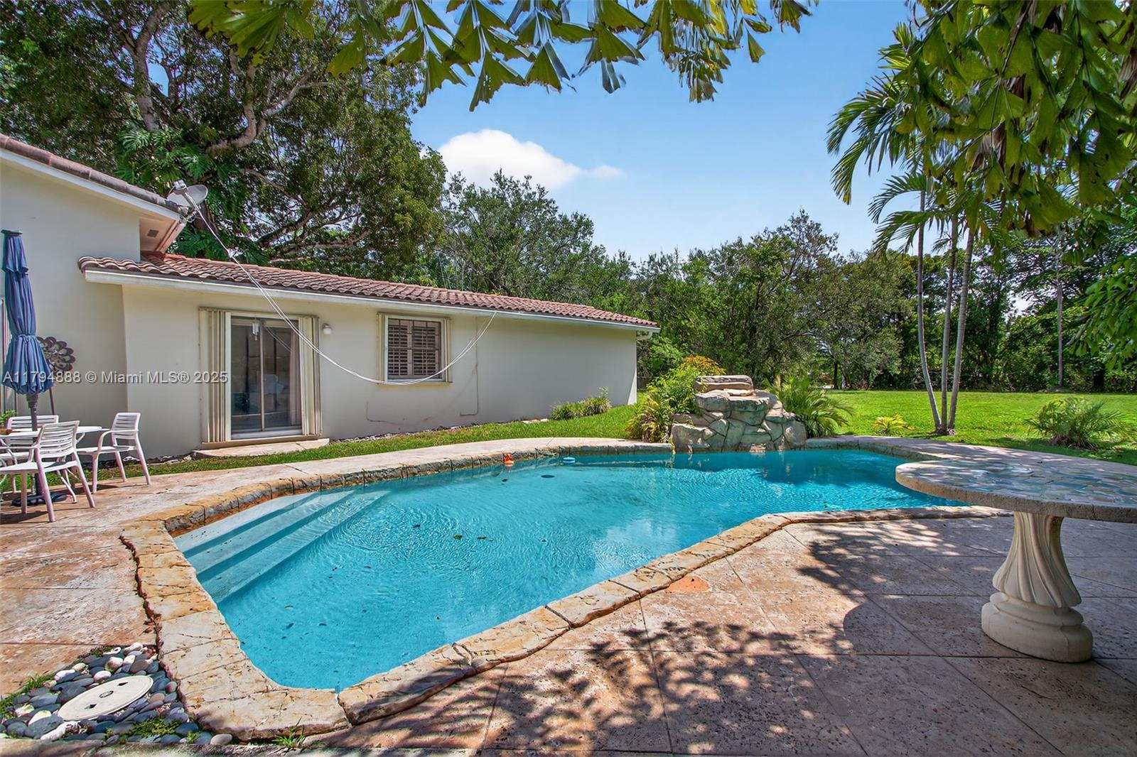 6700 SW 64th St South Miami, FL 33143