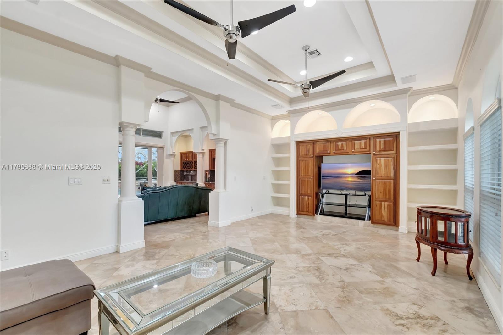 2296 Greenview Cv Dr,Wellington, FL 33414