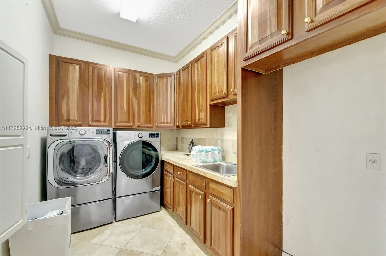 2296 Greenview Cv Dr,Wellington, FL 33414