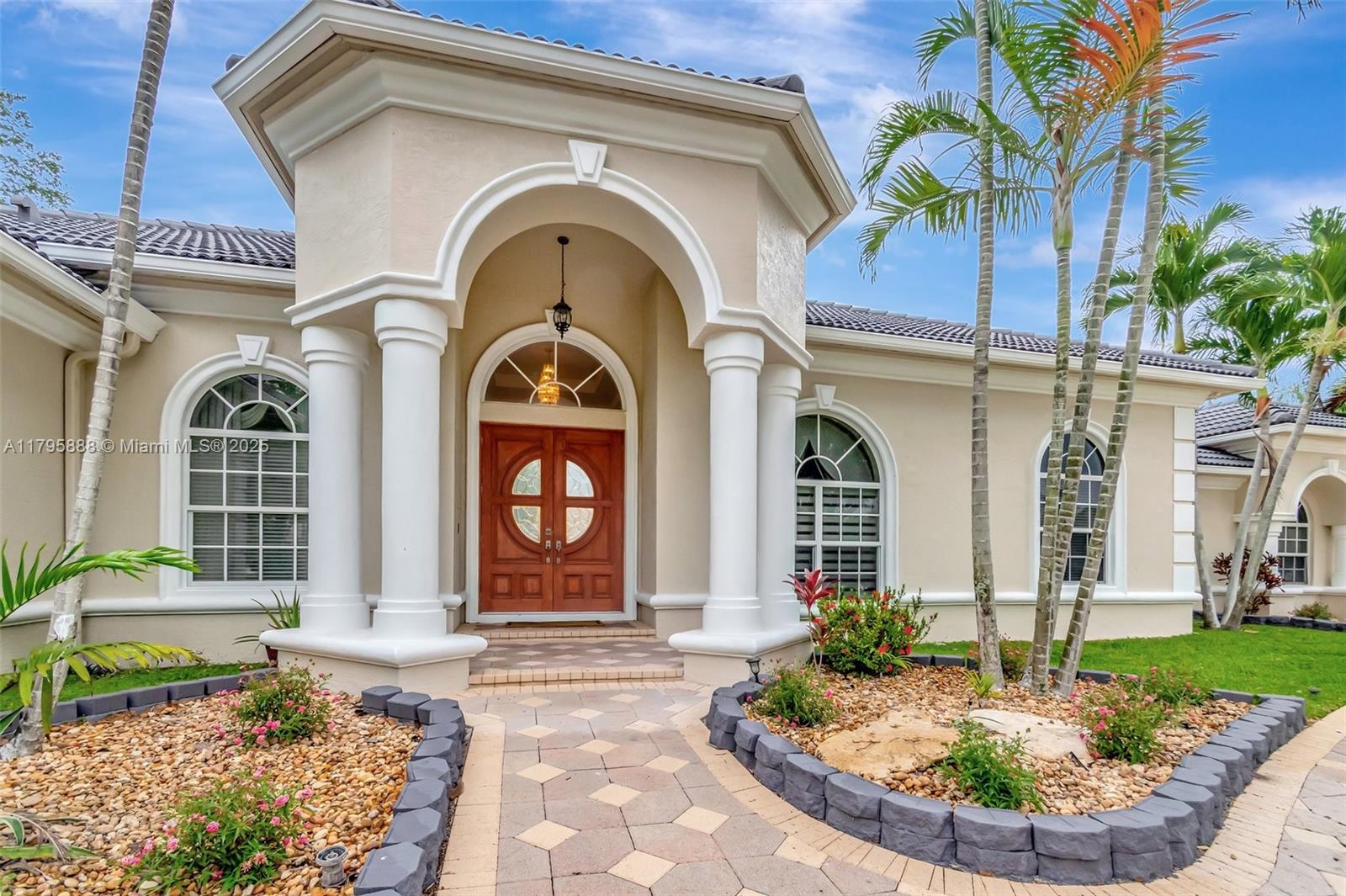 2296 Greenview Cv Dr,Wellington, FL 33414