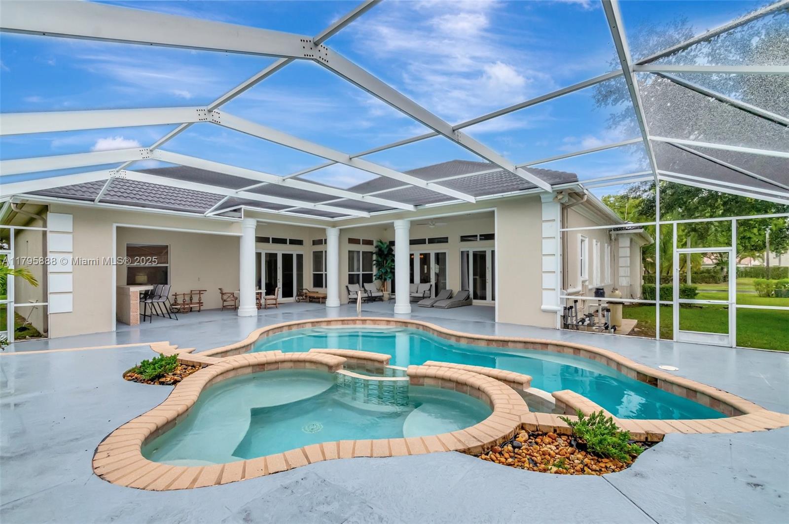 2296 Greenview Cv Dr,Wellington, FL 33414