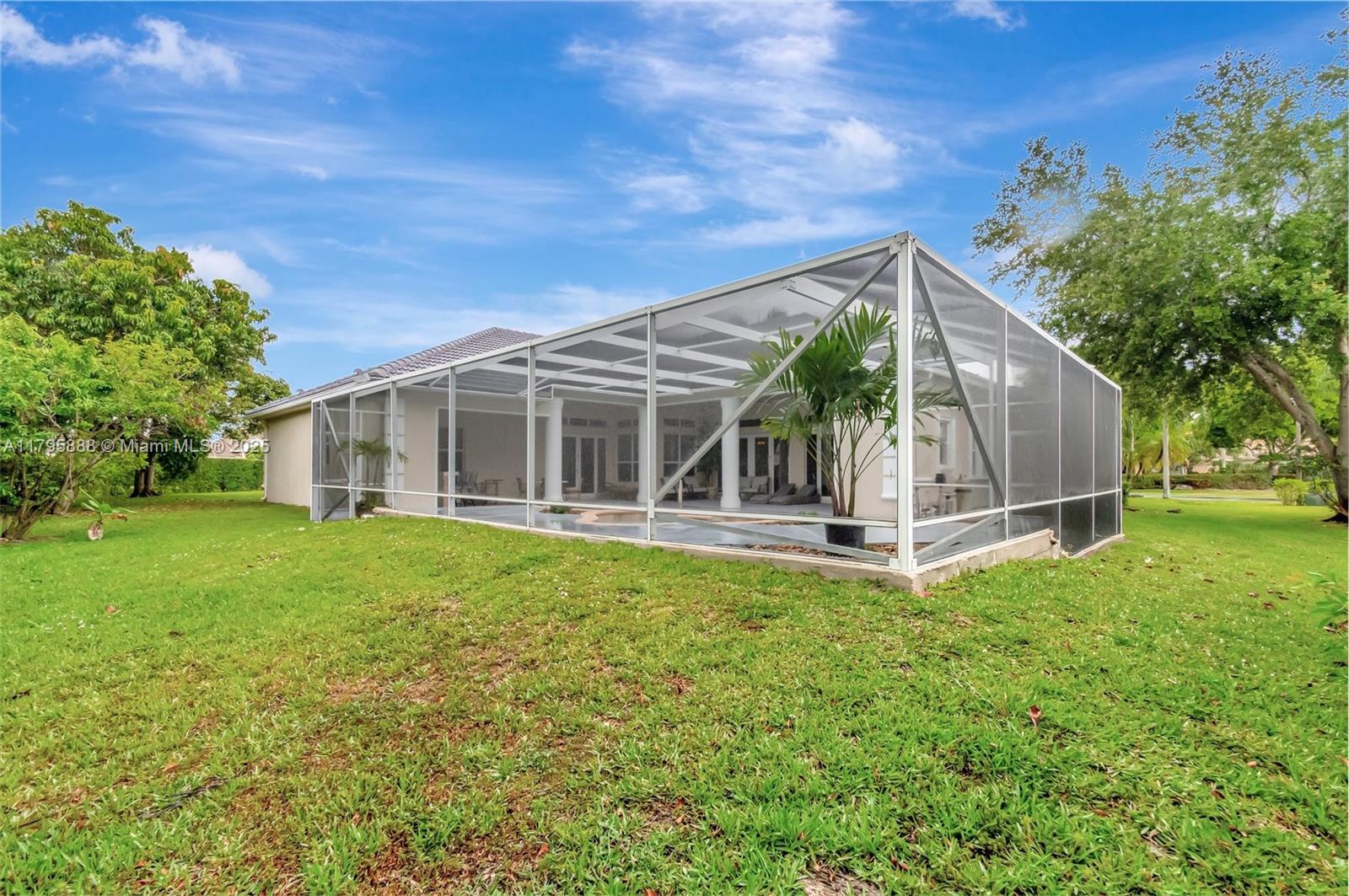 2296 Greenview Cv Dr,Wellington, FL 33414