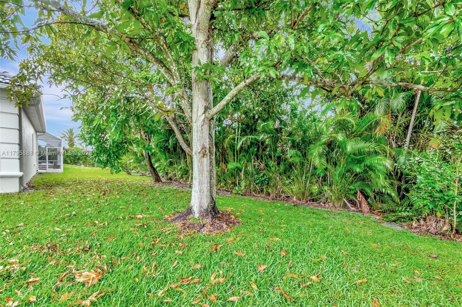 2296 Greenview Cv Dr,Wellington, FL 33414