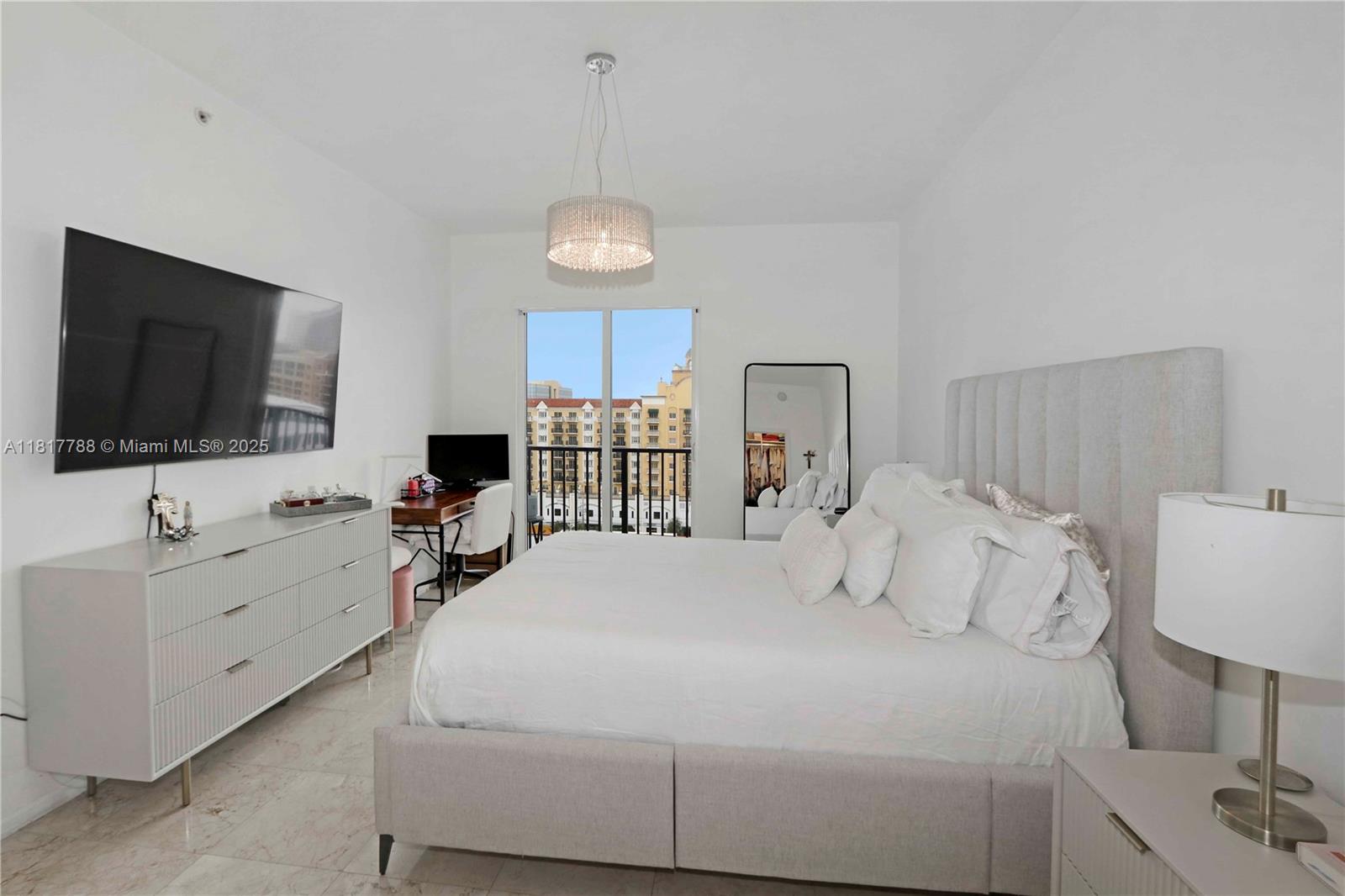 image Ten Aragon Condominium12