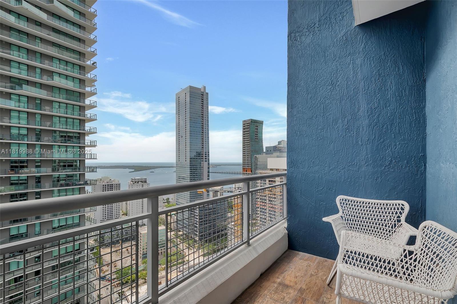 image Infinity at Brickell16