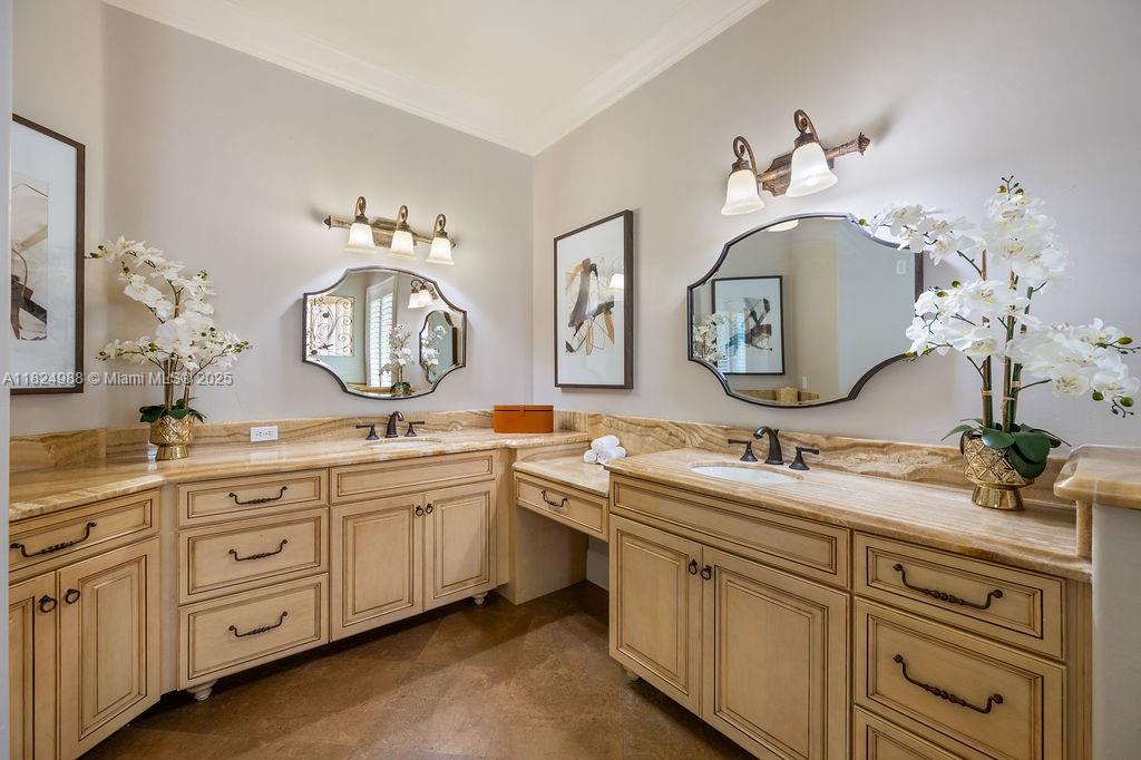 2211 Azalea Pl Winter Park, FL 32789