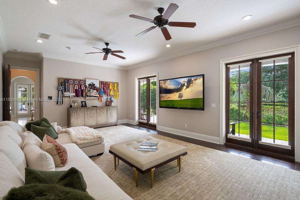 2211 Azalea Pl Winter Park, FL 32789