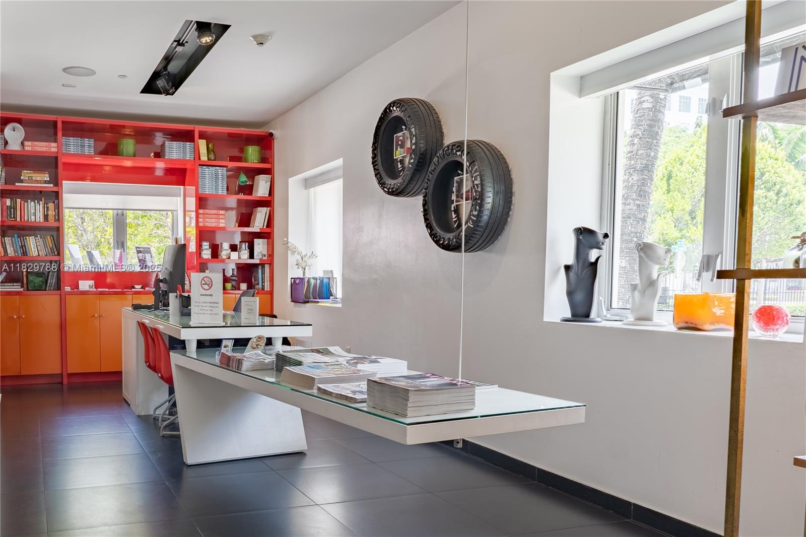 205 Collins Ave Miami Beach, FL 33139