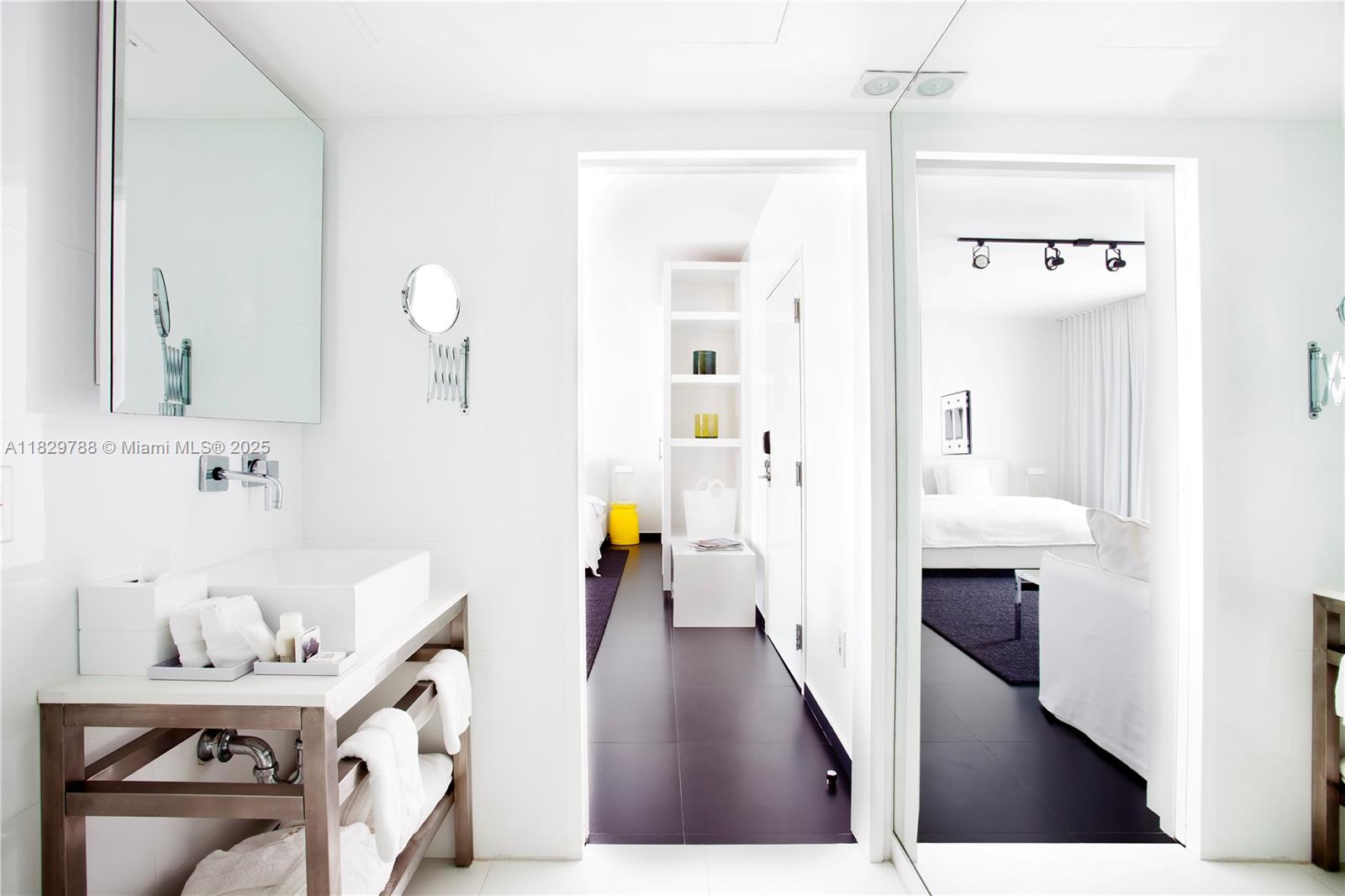 205 Collins Ave Miami Beach, FL 33139