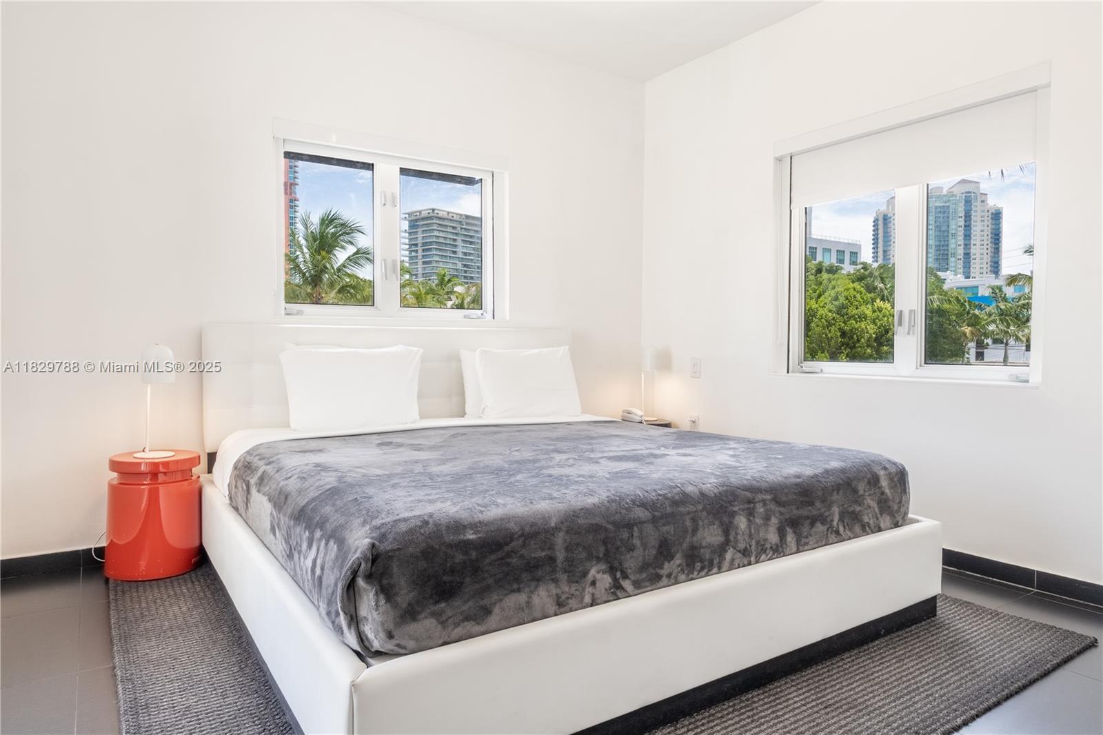 205 Collins Ave Miami Beach, FL 33139