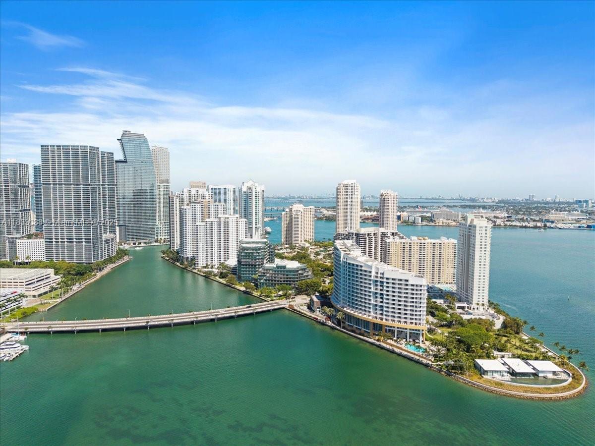 888 Brickell Key Dr #1502