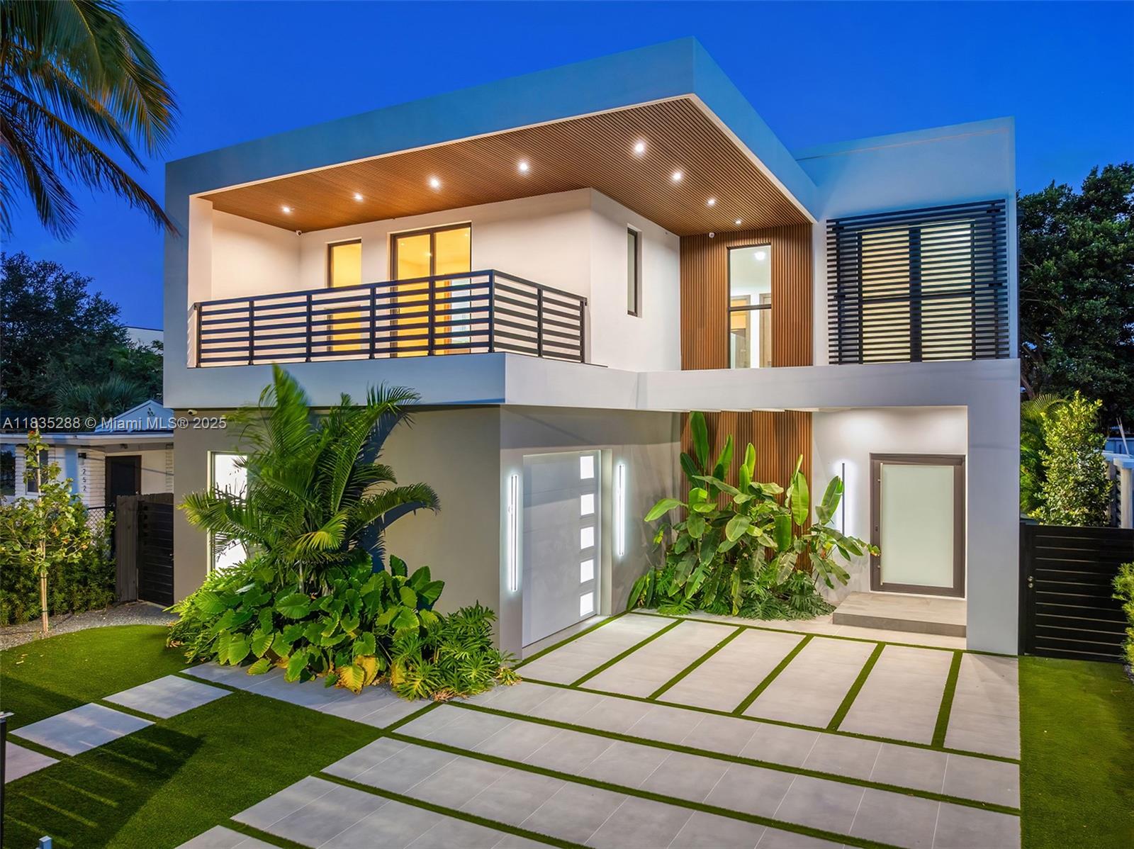 260 NW 47th St