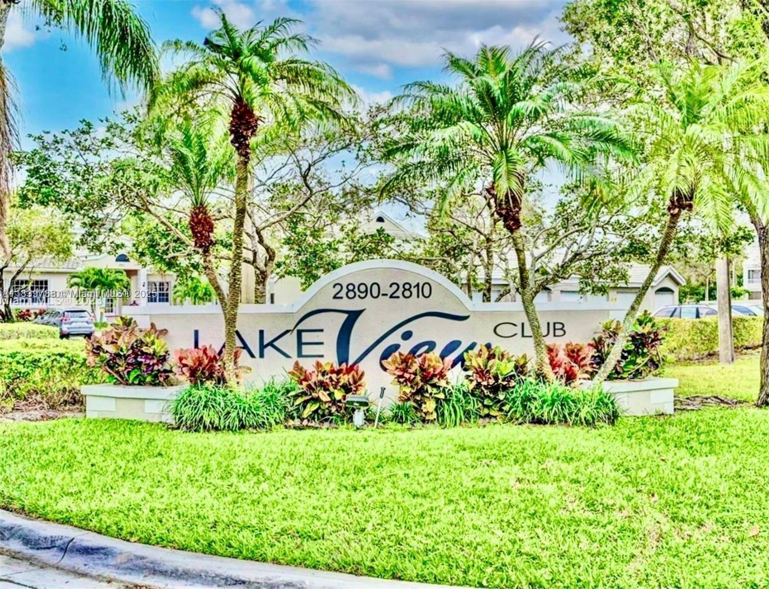 2820 N Oakland Frst Dr #110