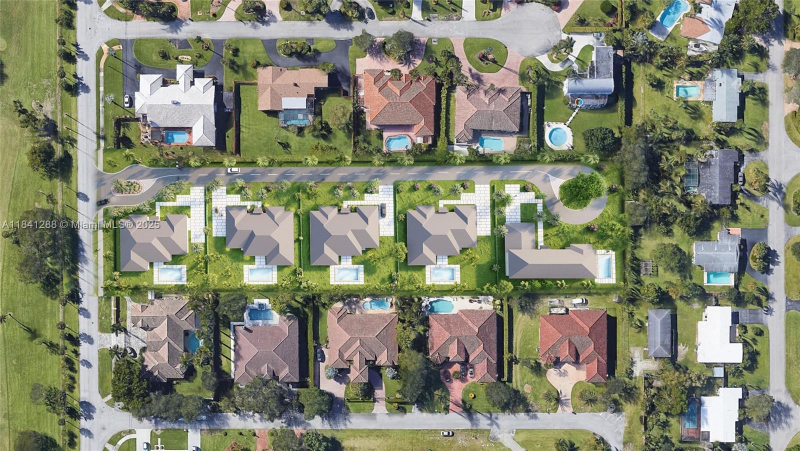 12641 SW 93rd Ct Miami, FL 33176