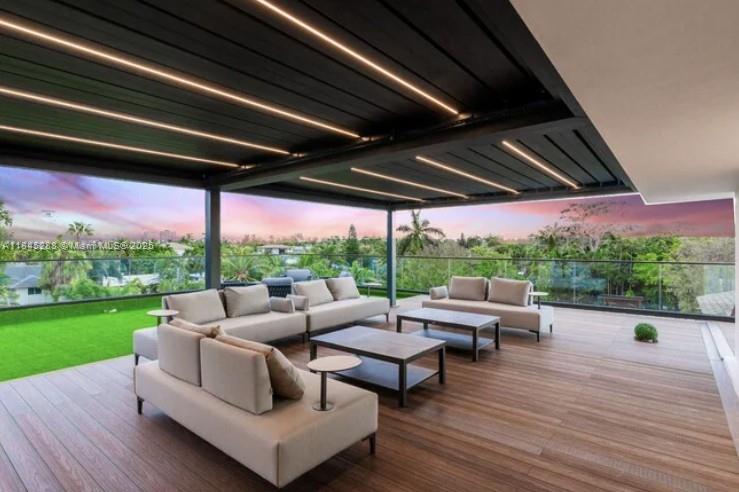 1248 NE 89th St Miami, FL 33138