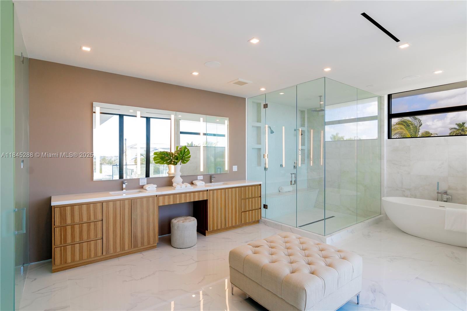 1248 NE 89th St Miami, FL 33138