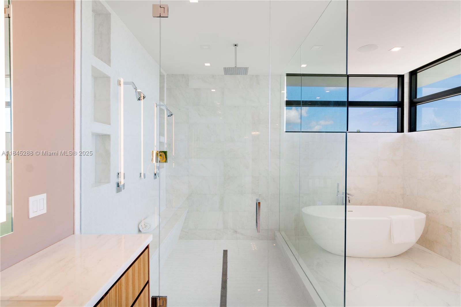 1248 NE 89th St Miami, FL 33138