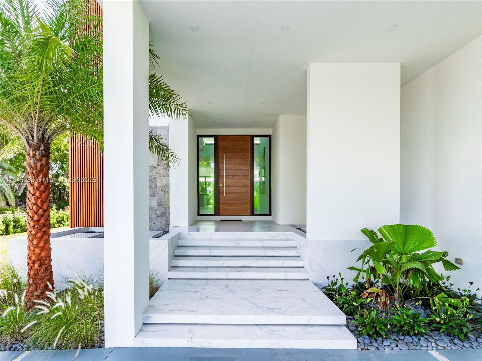 1248 NE 89th St Miami, FL 33138