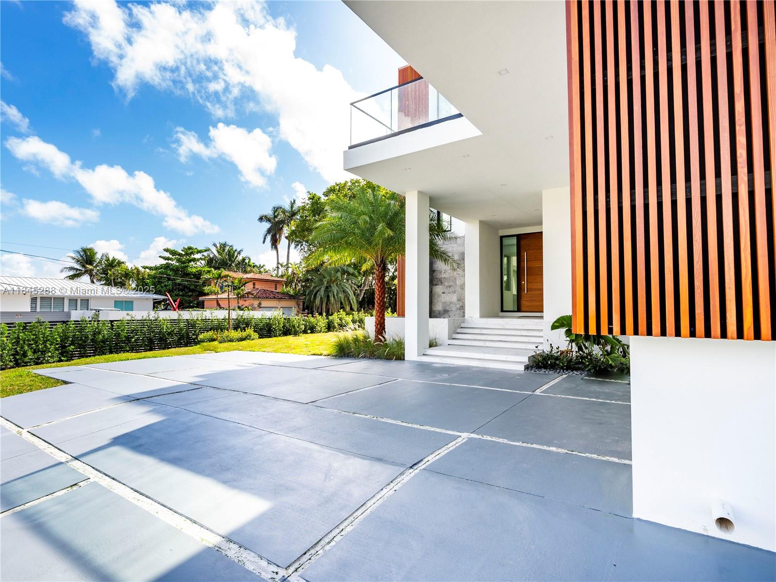 1248 NE 89th St Miami, FL 33138