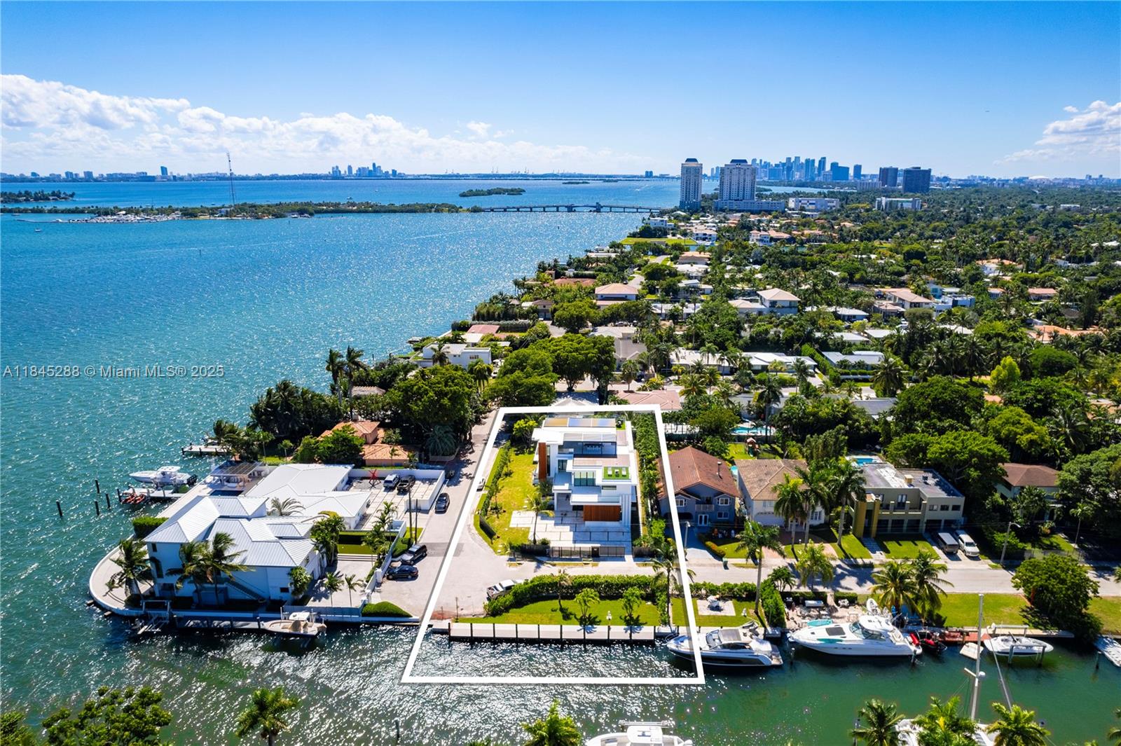 1248 NE 89th St Miami, FL 33138