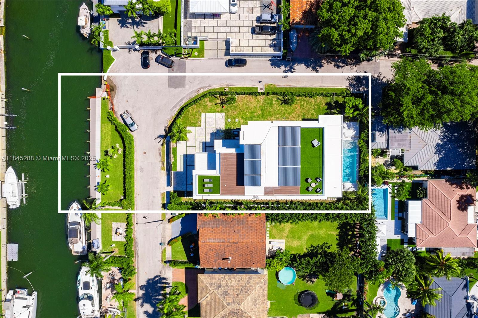 1248 NE 89th St Miami, FL 33138