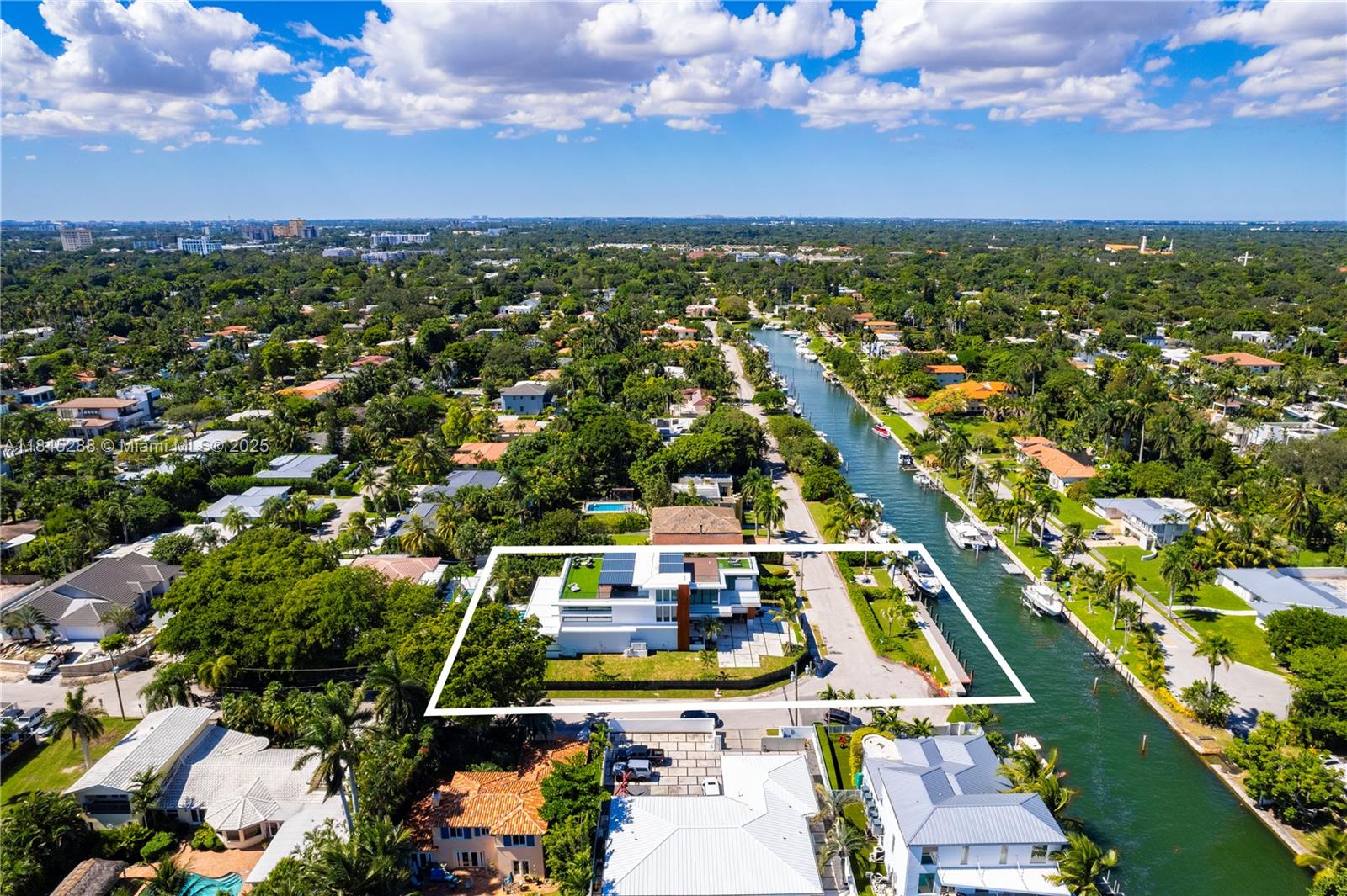 1248 NE 89th St Miami, FL 33138