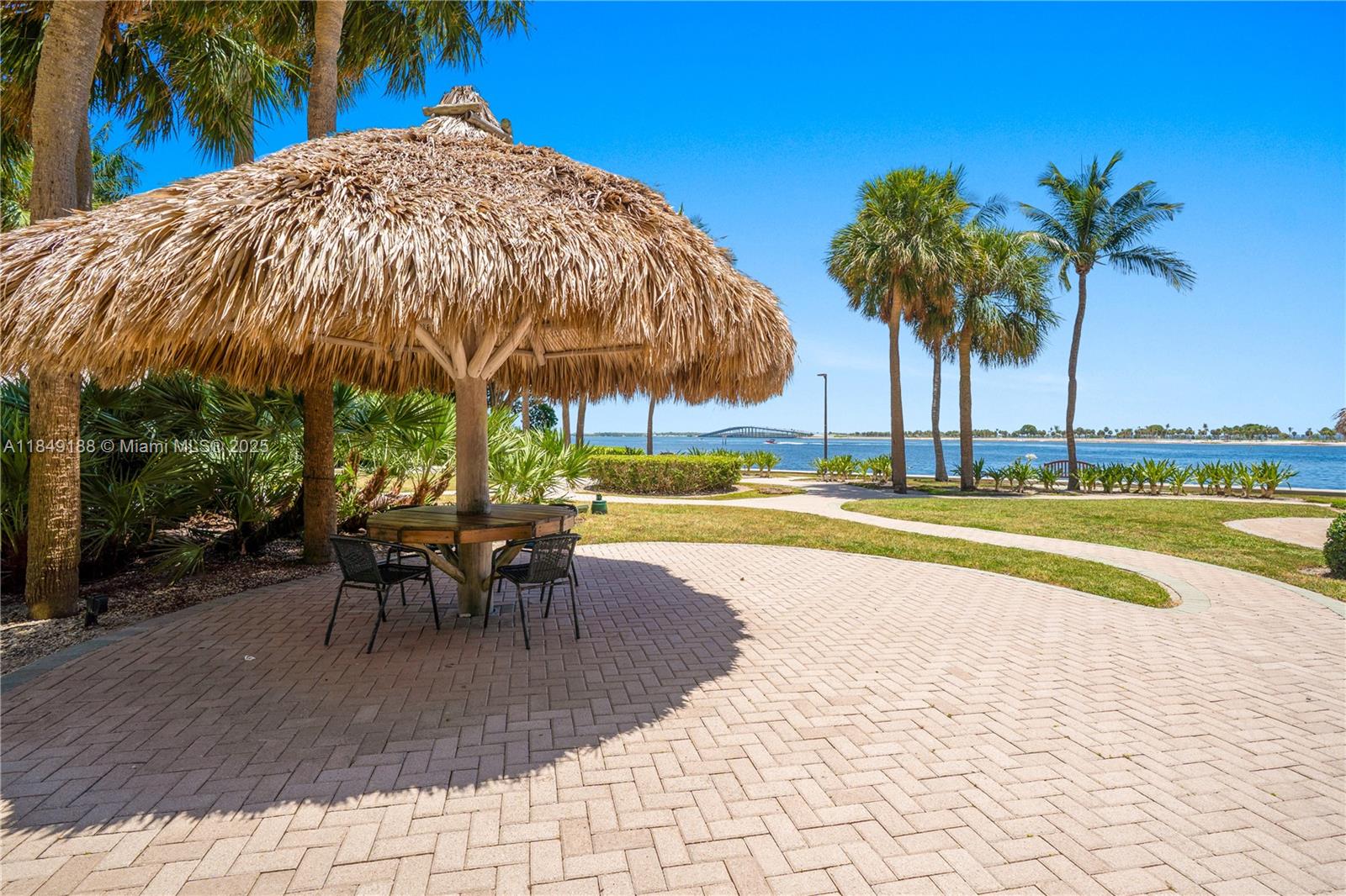 image Brickell Townhouse43