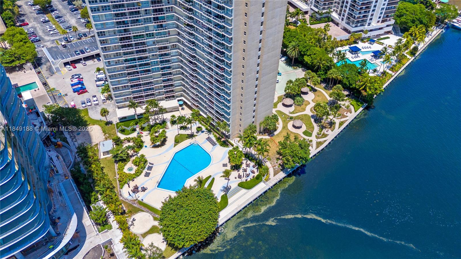 image Brickell Townhouse52
