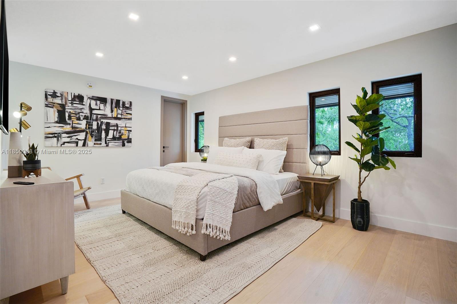 3343 NE 166th St North Miami Beach, FL 33160