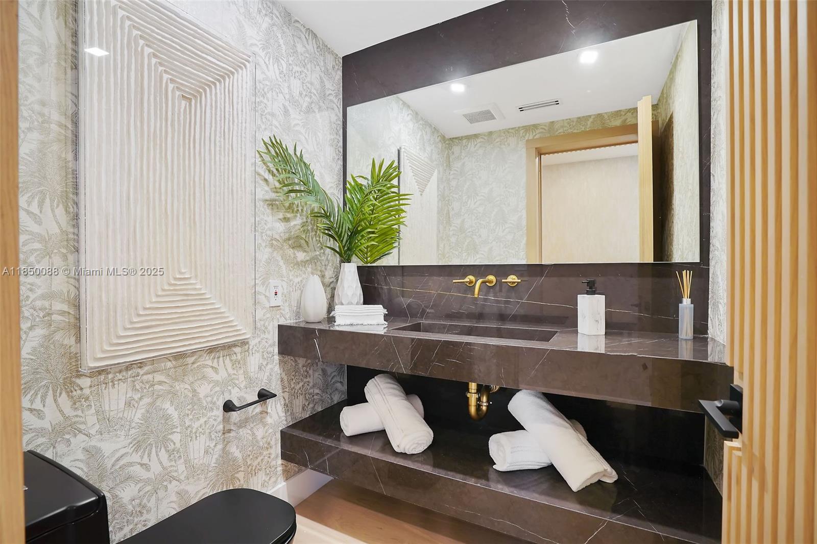 3343 NE 166th St North Miami Beach, FL 33160