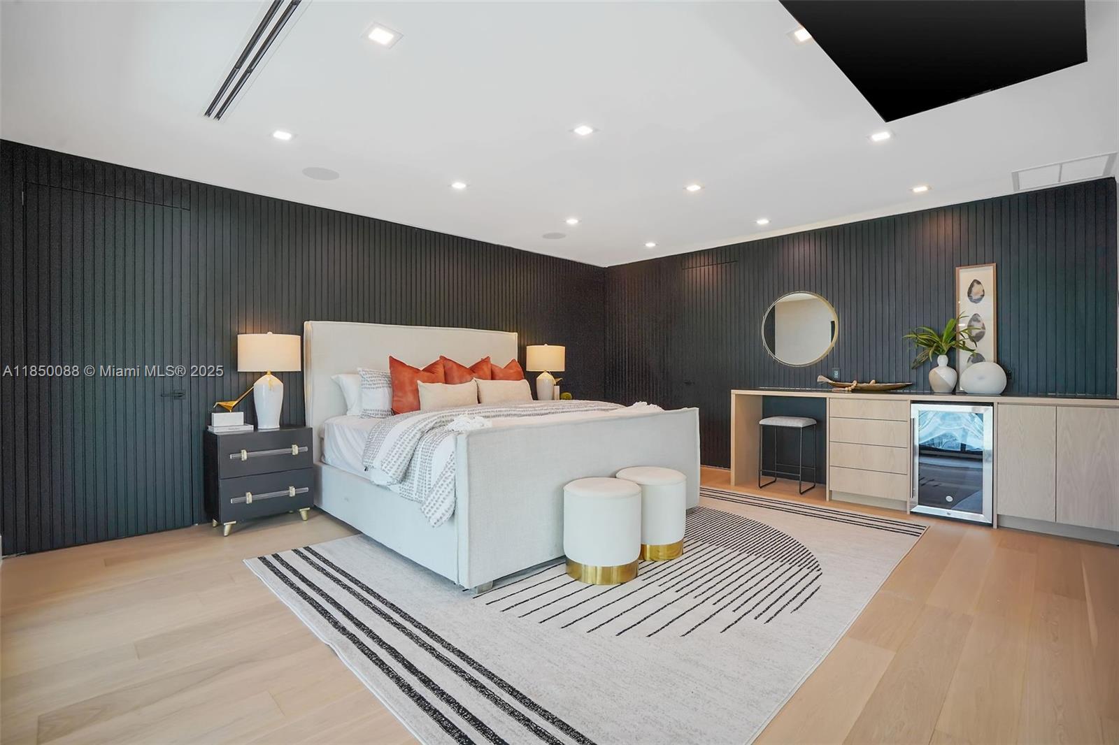 3343 NE 166th St North Miami Beach, FL 33160