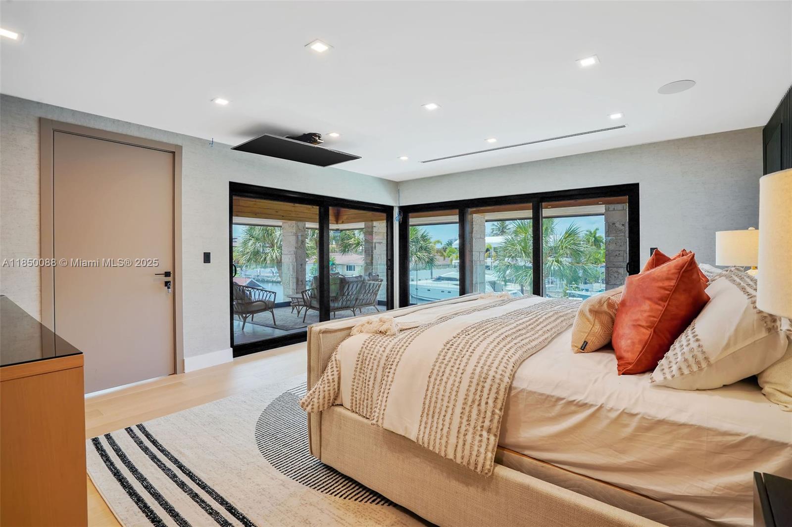 3343 NE 166th St North Miami Beach, FL 33160