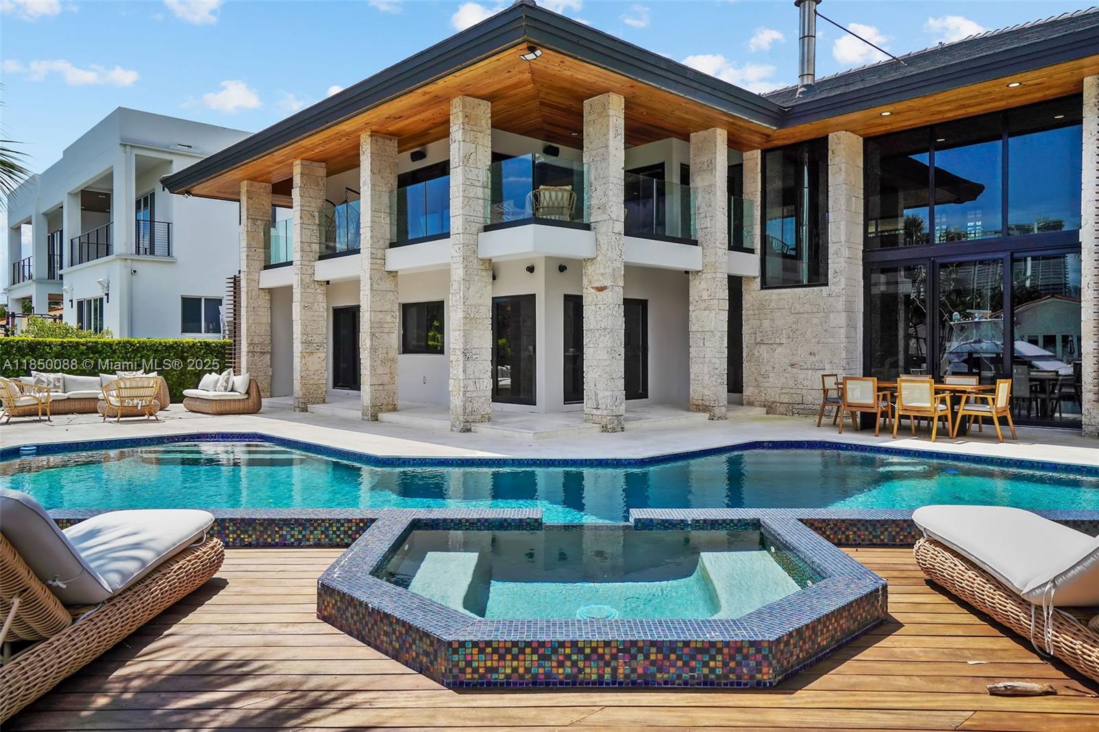 3343 NE 166th St North Miami Beach, FL 33160