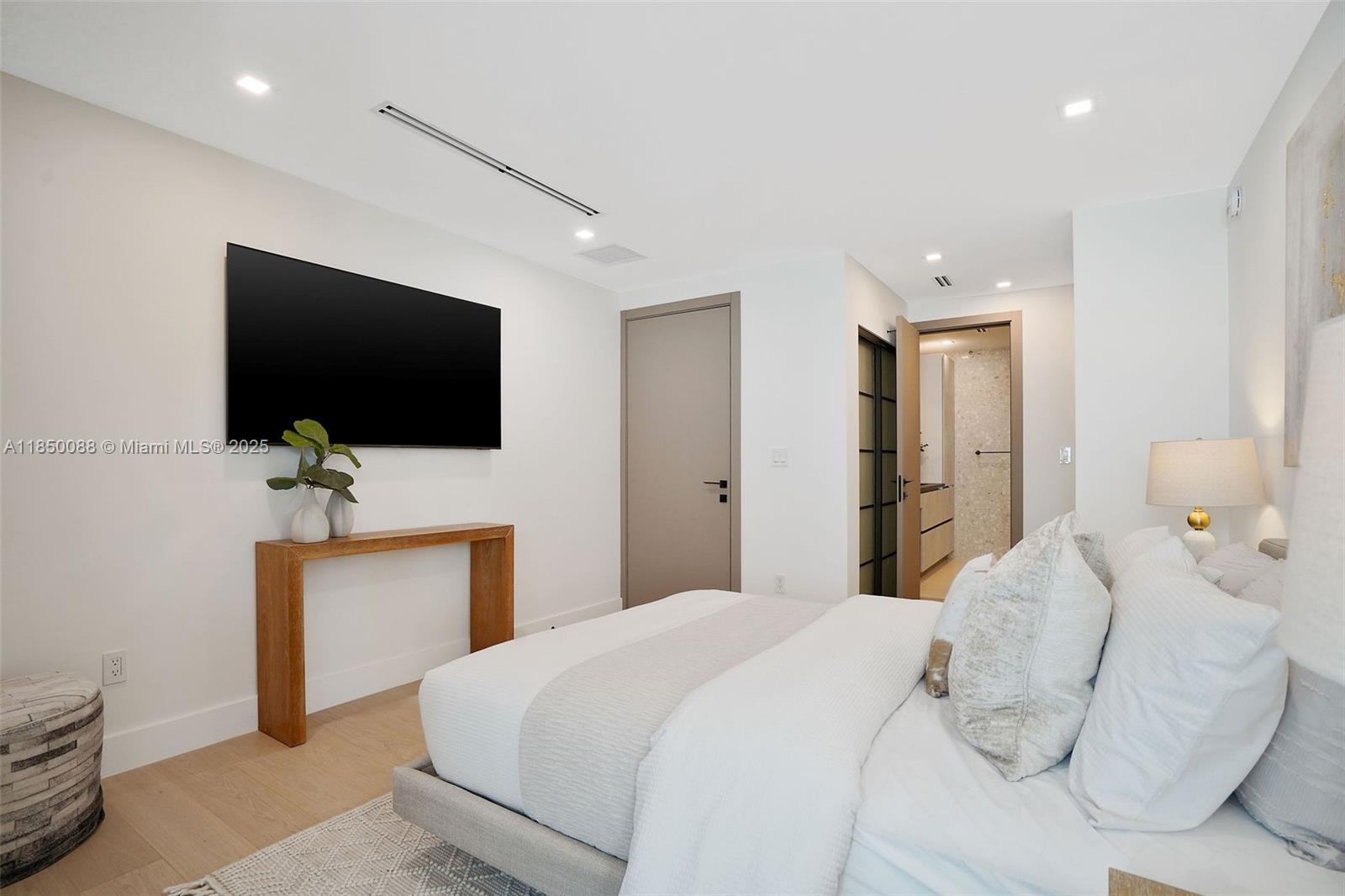 3343 NE 166th St North Miami Beach, FL 33160