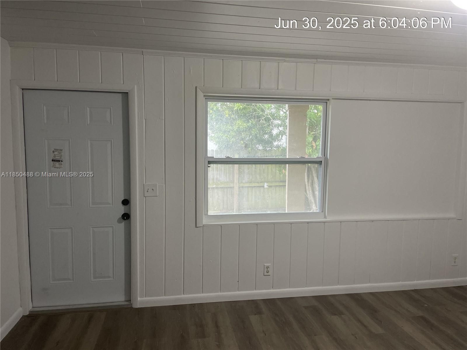 4000 Greenwood Ave