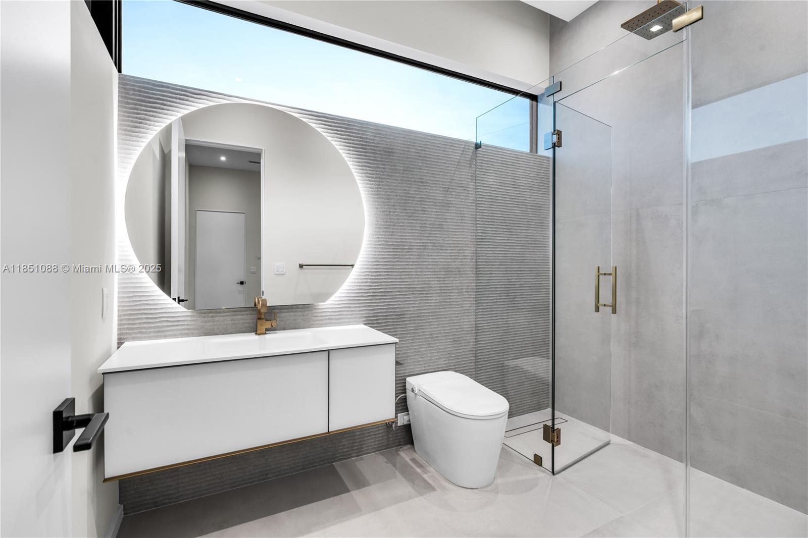 12190 NW 6th St Miami, FL 33182