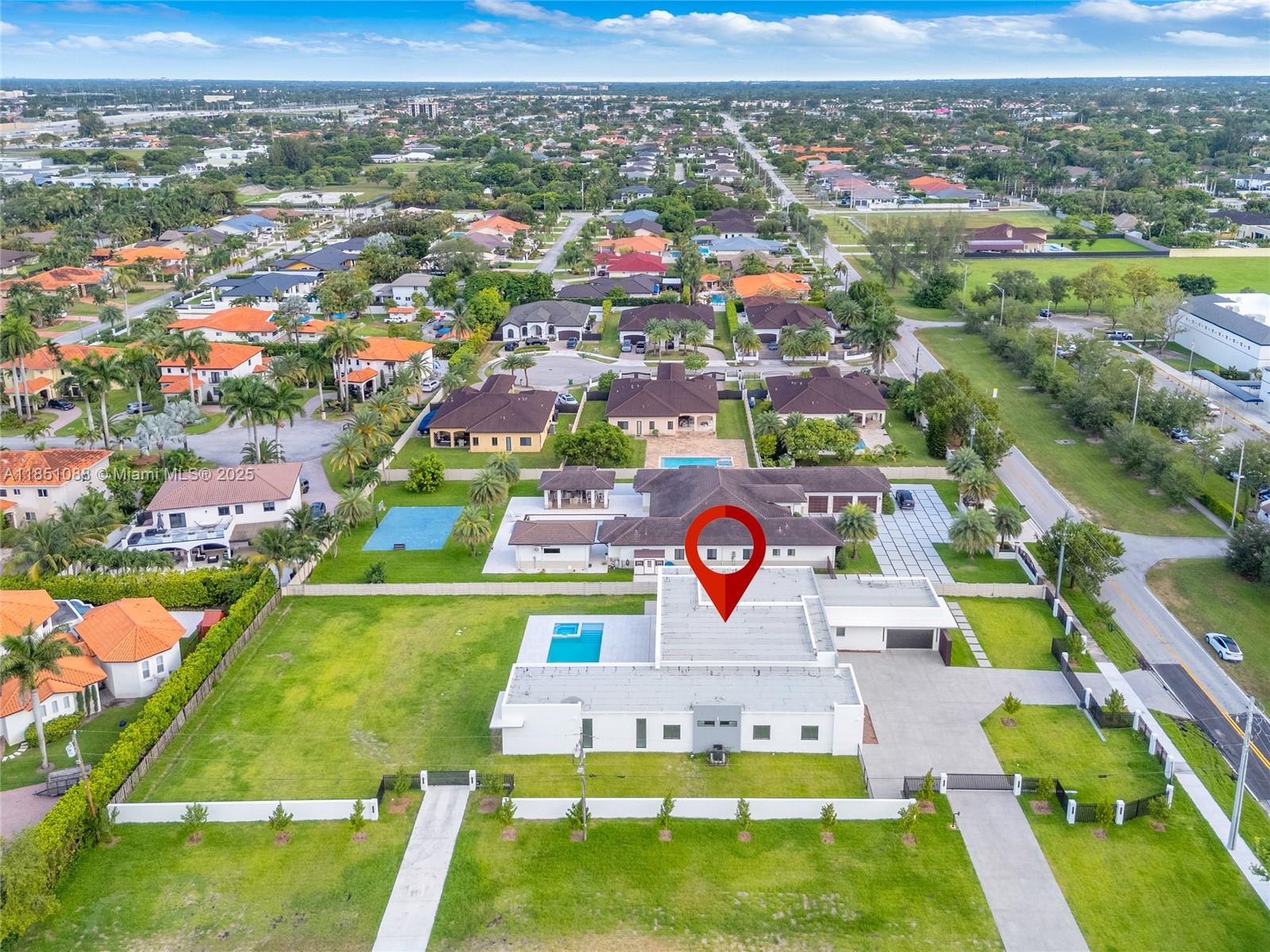 12190 NW 6th St Miami, FL 33182