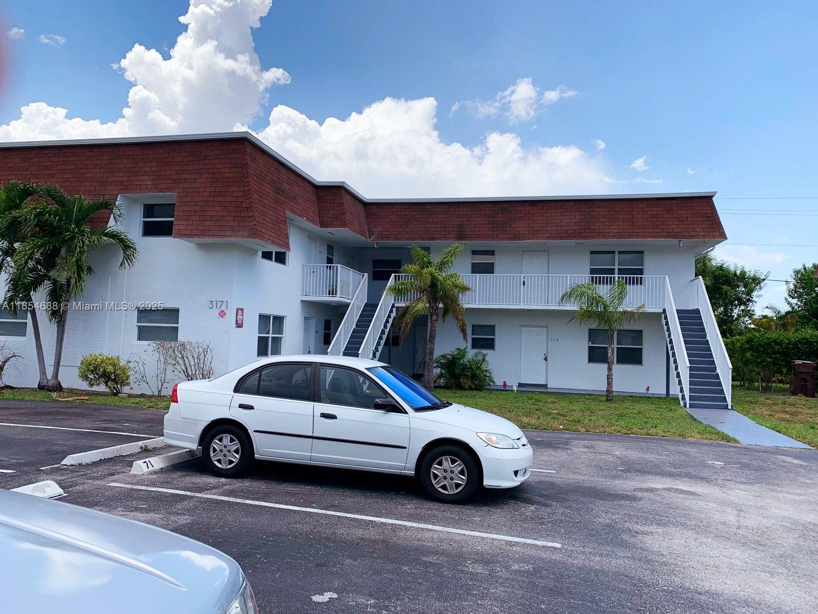 3171 Auburn Blvd #101