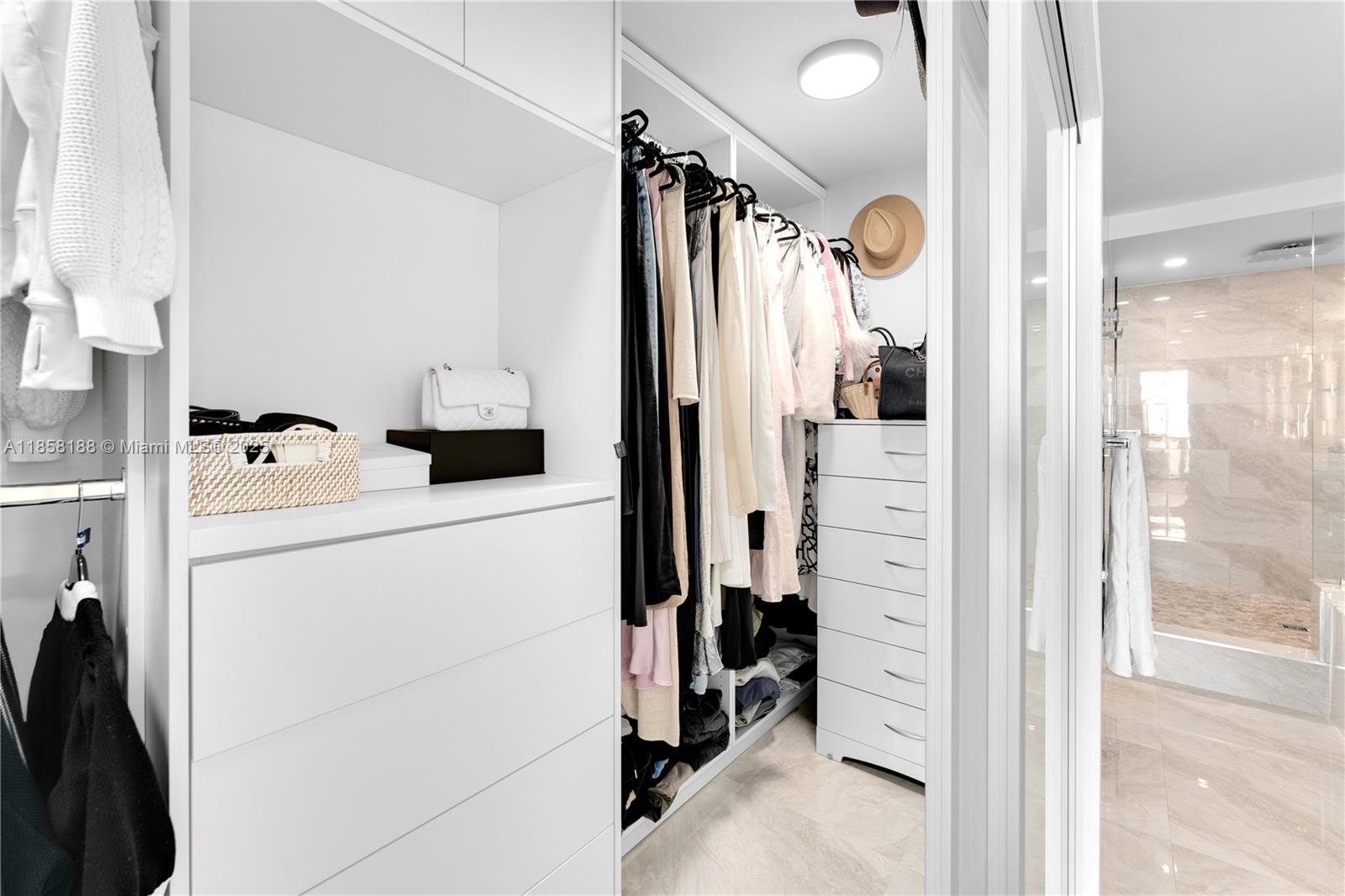 2401 Collins Ave #1510/1511 Miami Beach, FL 33140