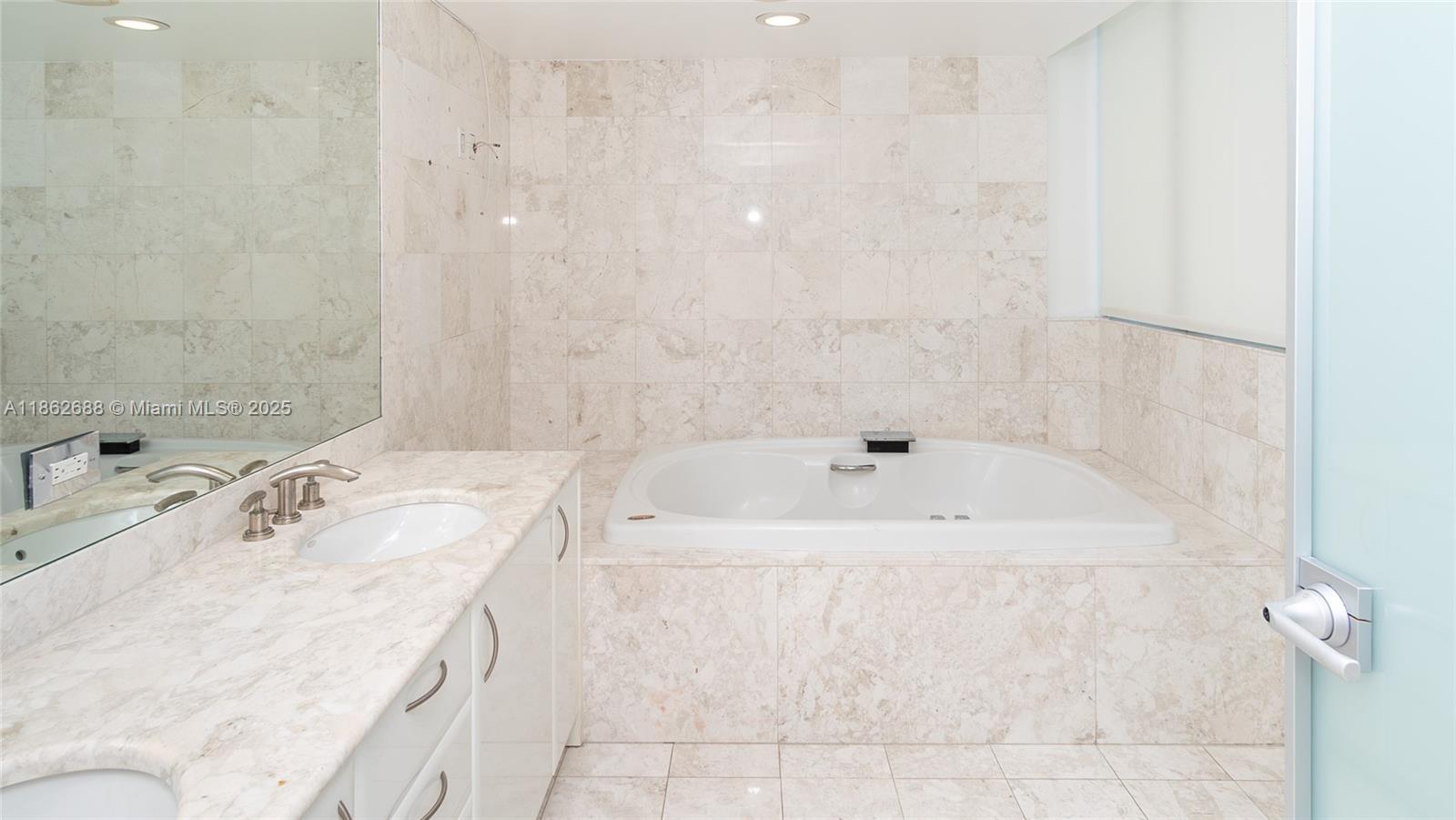 image Jade Residences9