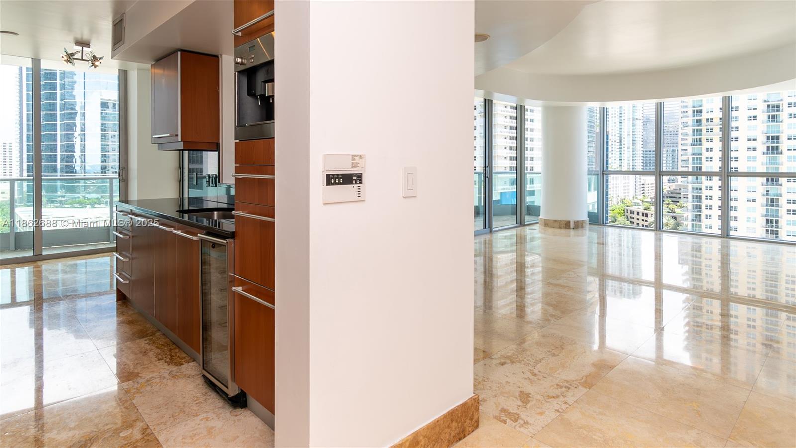 image Jade Residences11