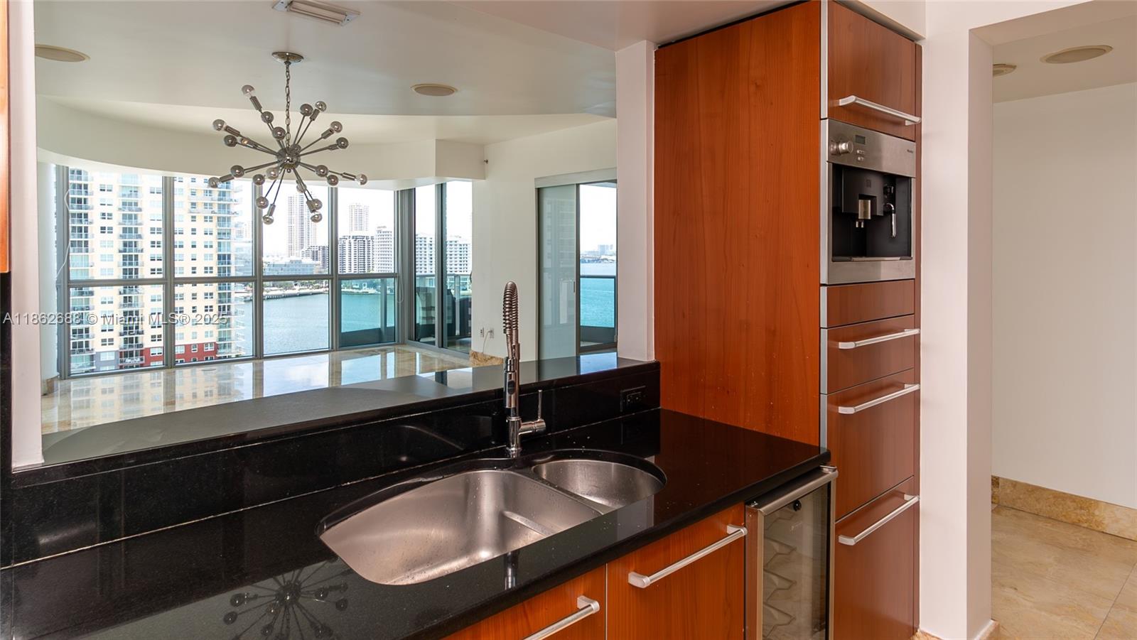 image Jade Residences16