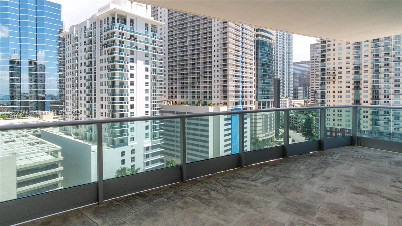image Jade Residences26